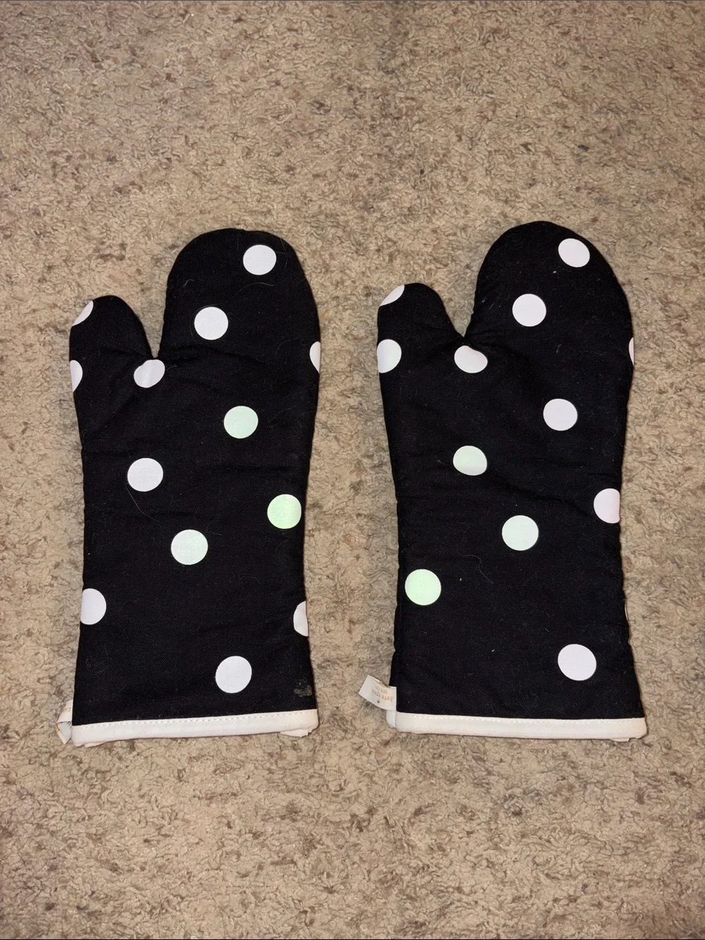 Kate Spade Polka Dot Oven Mitts